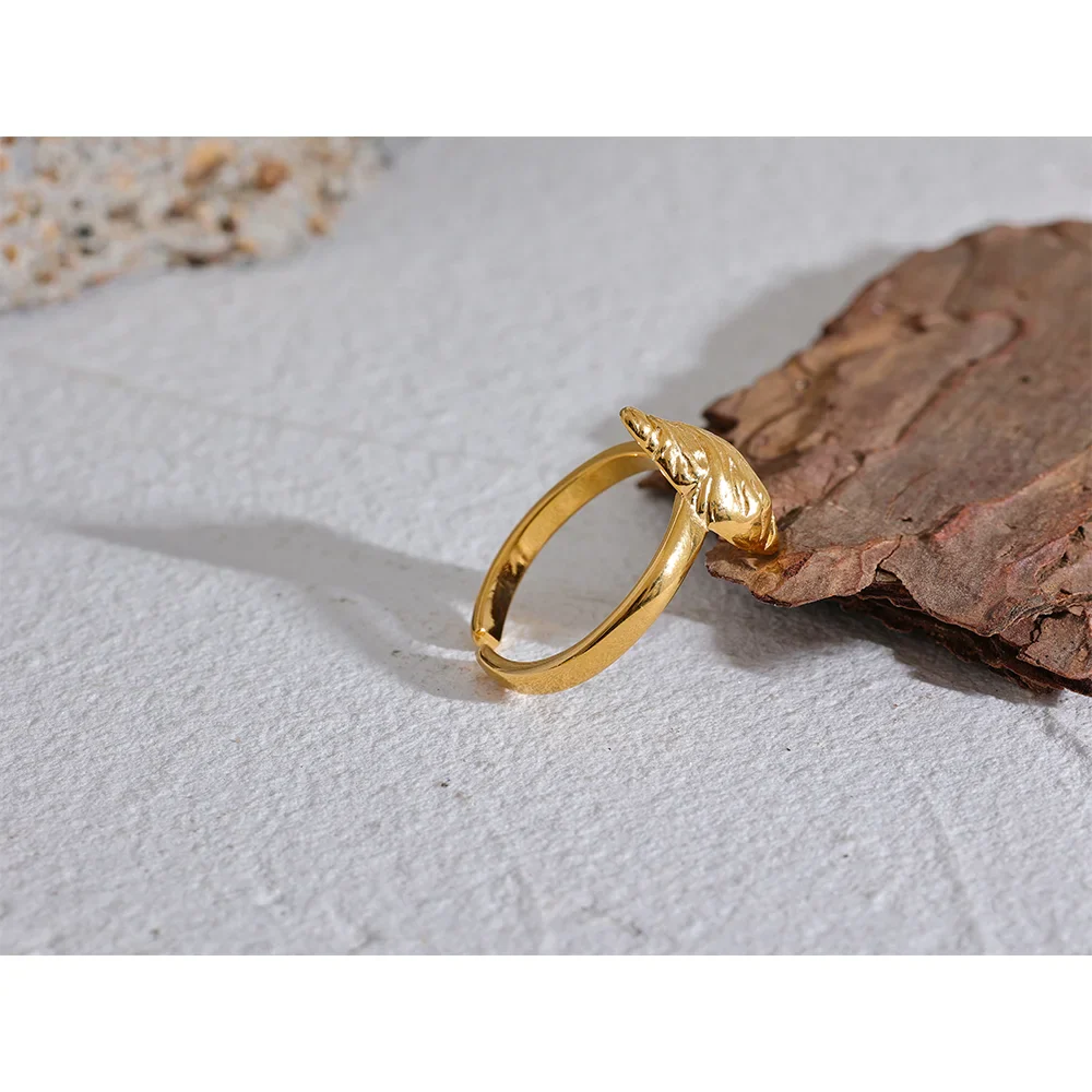 Conch Ring