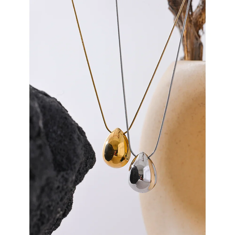 Water Drop Pendant Necklace