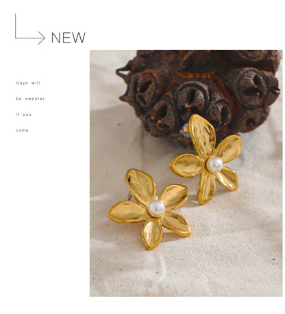 Silver Flower Ring