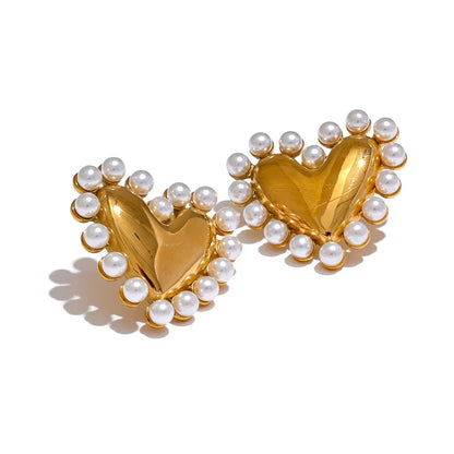 Heart pearl earrings