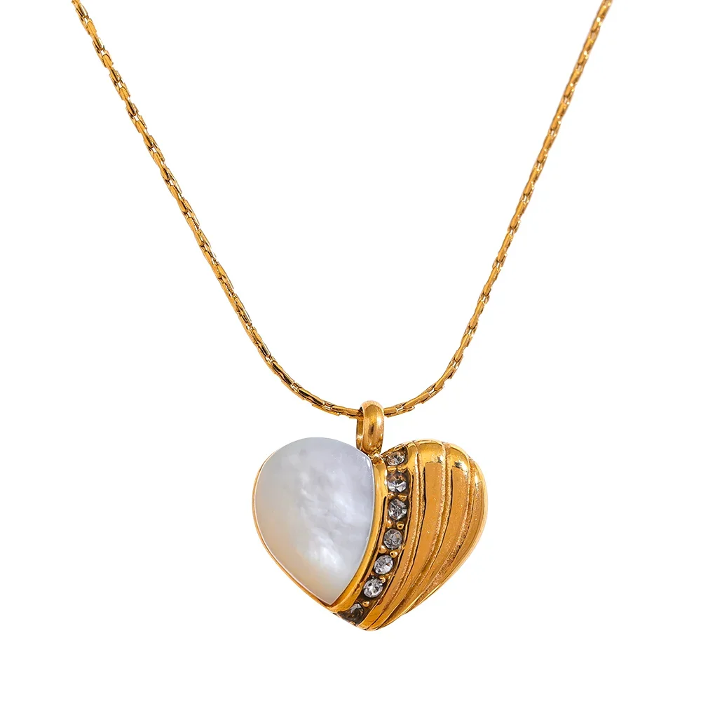 Heart Pearl Necklace