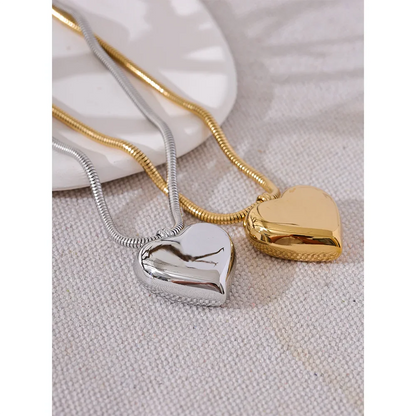 Heart Necklace Gold