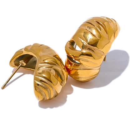 18K Gold C-Shape Geometric Earrings
