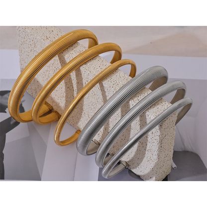 Thick Gold Choker Necklace