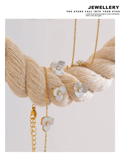 Flower Pendant