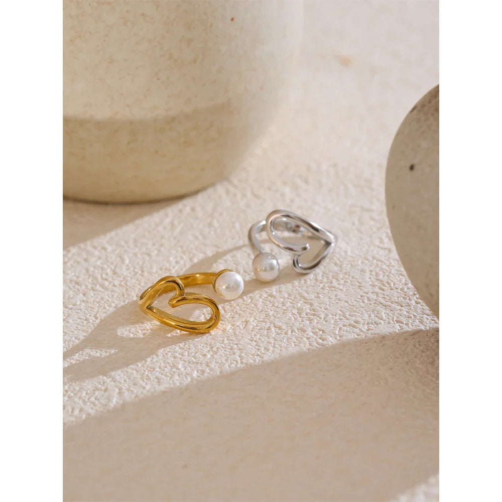 Gold Ring With Pearl