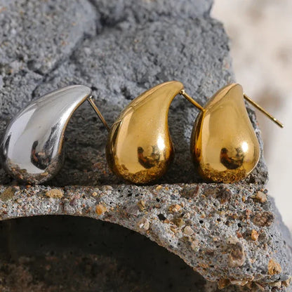Water Drop Fashion Hollow Stud Earrings