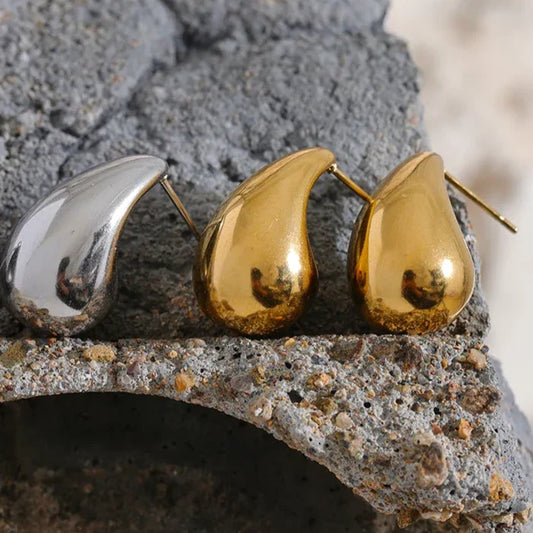 Water Drop Fashion Hollow Stud Earrings