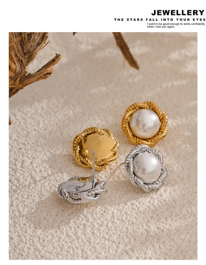 Stud With Pearl
