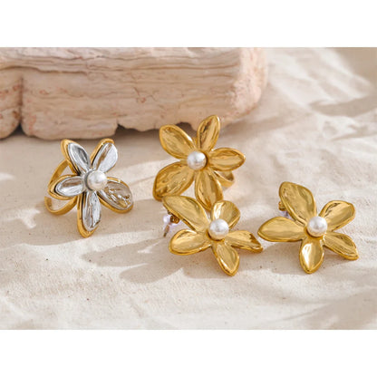 Silver Flower Ring