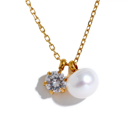 Pearl Pendant Necklace