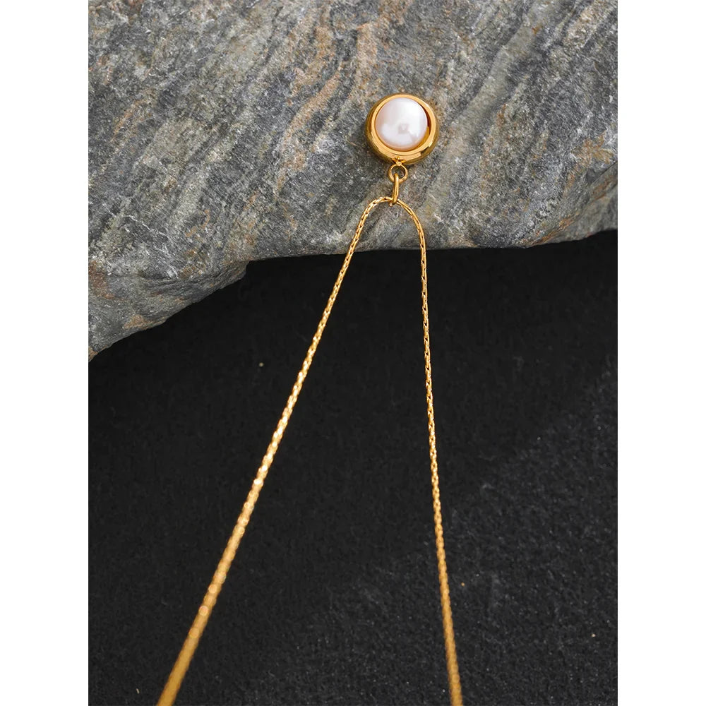 Pearl Pendant Necklace Gold