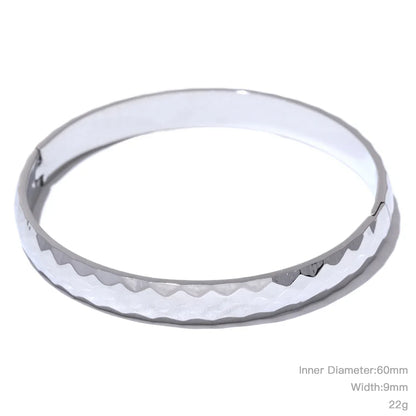 Textured Round Bracelet