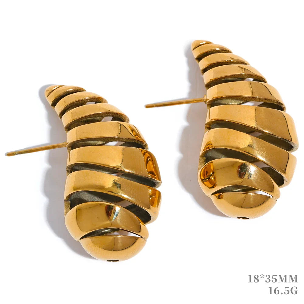 Water Drop Fashion Hollow Stud Earrings