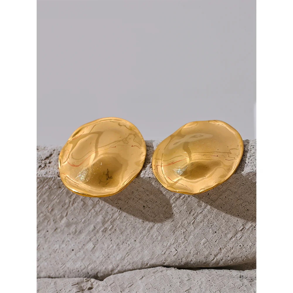 Glossy Round Stud Earrings