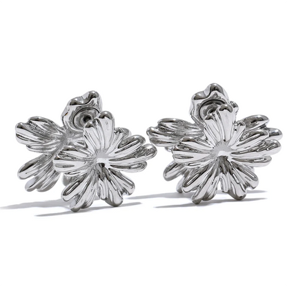 Stereoscopic Flower Golden Earrings