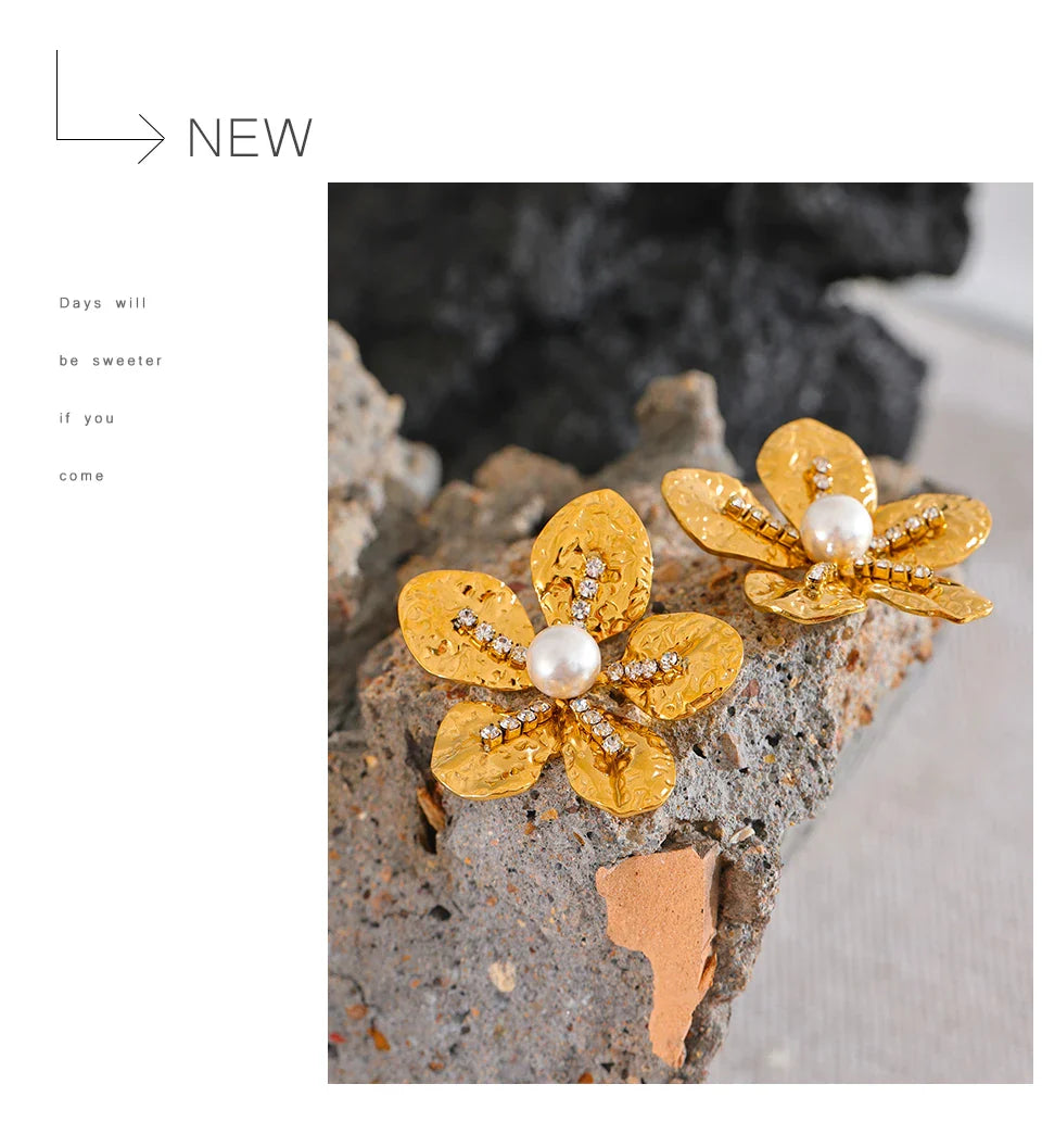 Gold Flower Earrings