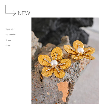 Gold Flower Earrings