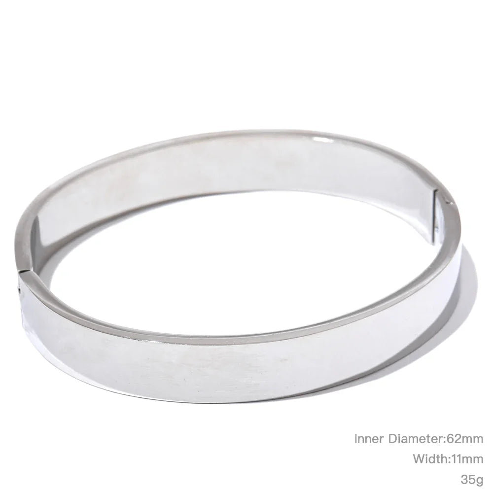 Wide Round Bracelet