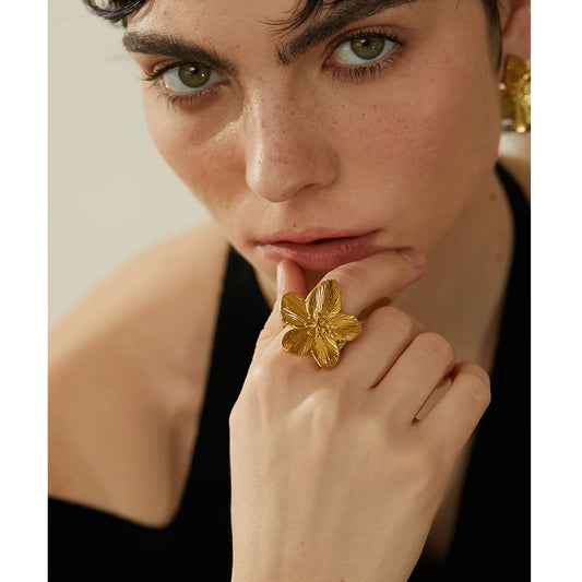 Gold Flower Ring