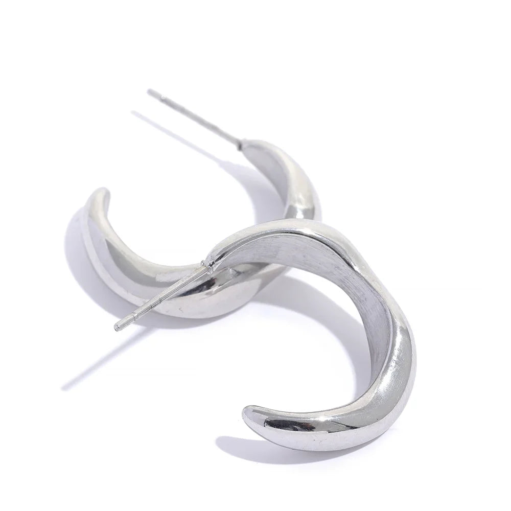 Gold Minimalist Hoop Earrings