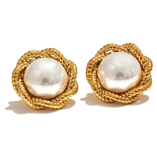 Stud With Pearl