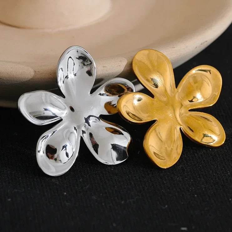 Flower Brooch Pin