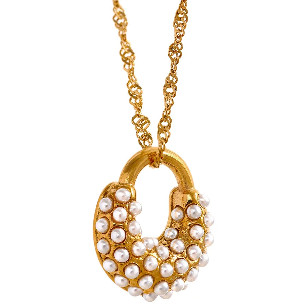 Round Pearl Necklace