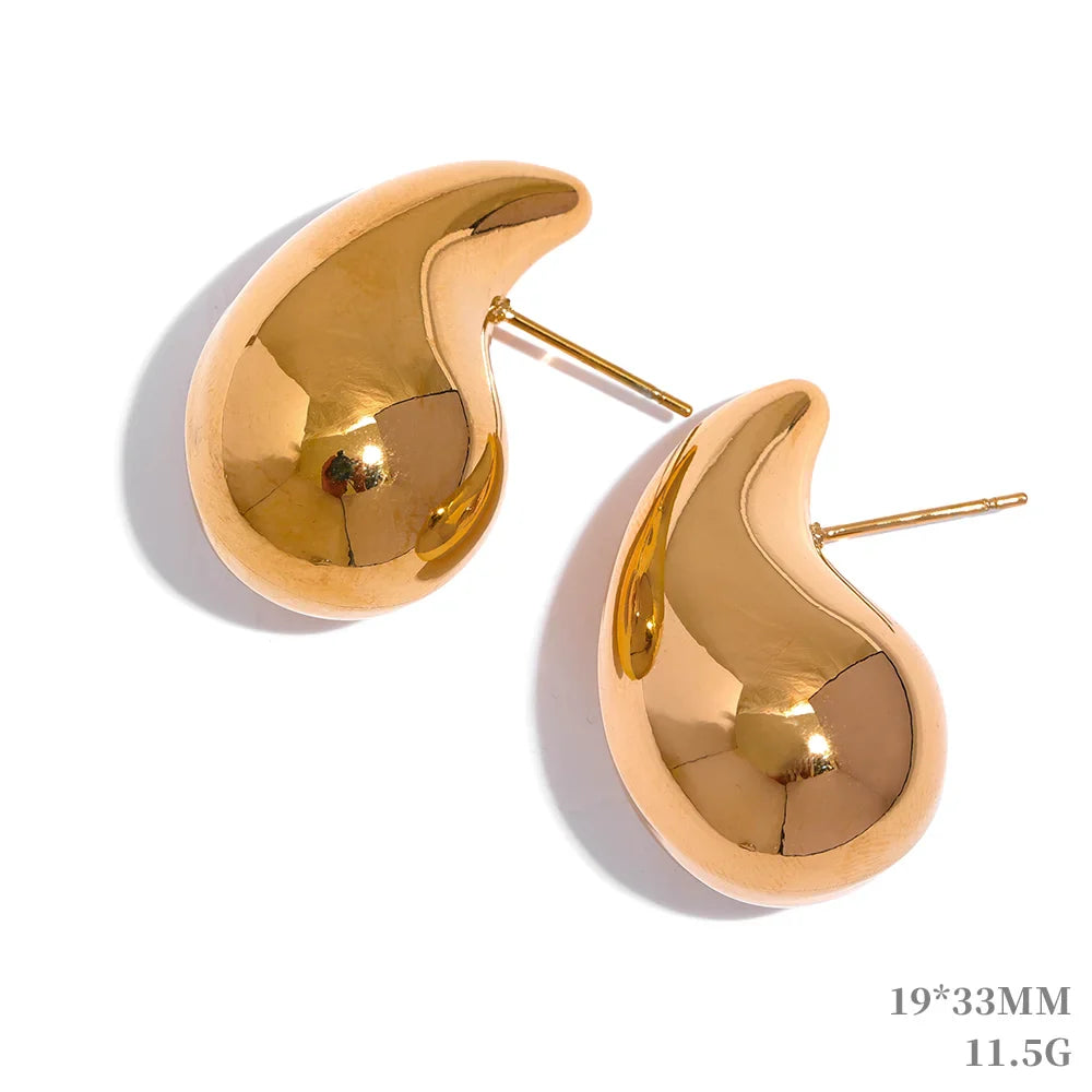 Water Drop Fashion Hollow Stud Earrings