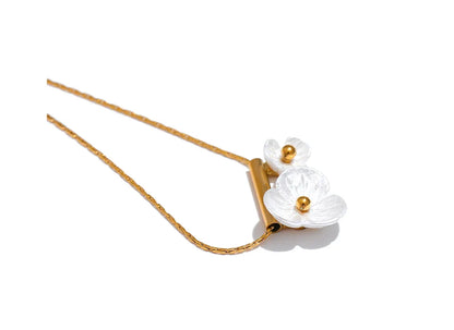 Acrylic Flower Pendant Necklace