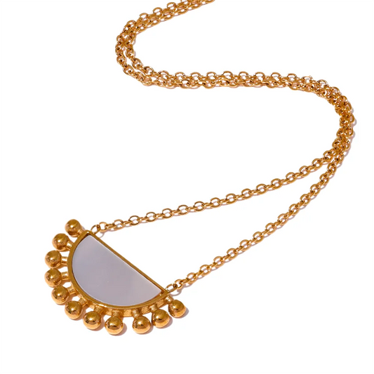 Fan Necklace