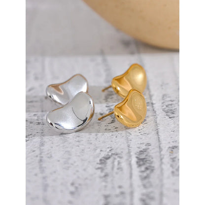 Daily Stud Earrings