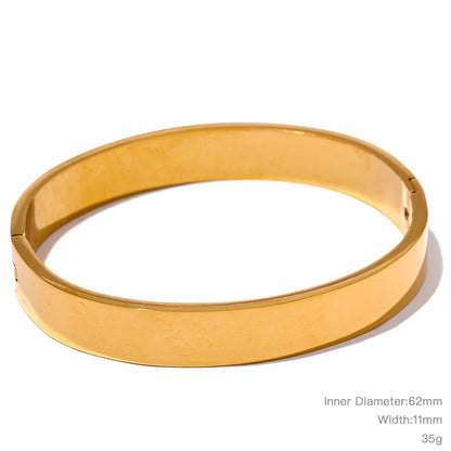 Wide Round Bracelet