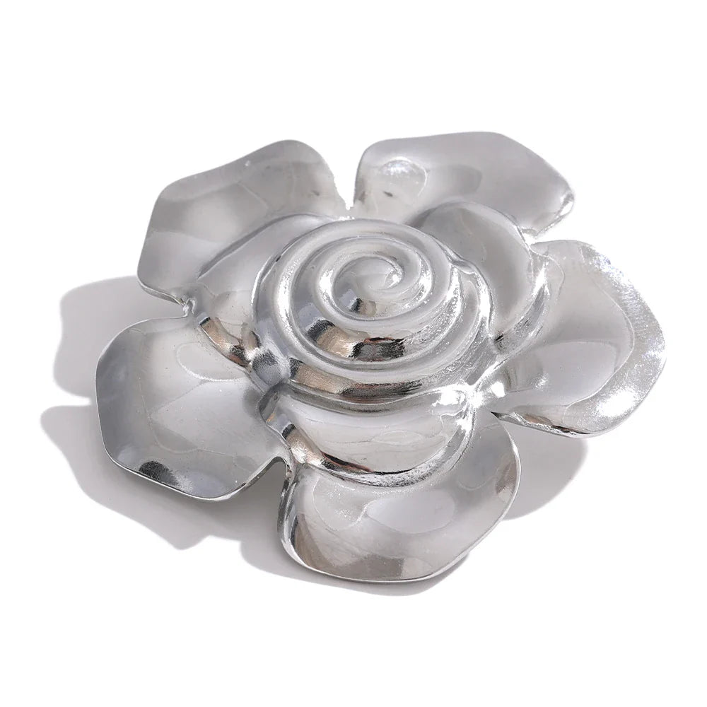 18K Gold Flower Brooch