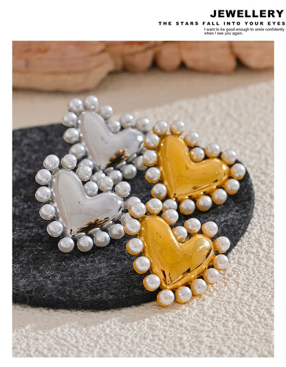 Heart pearl earrings