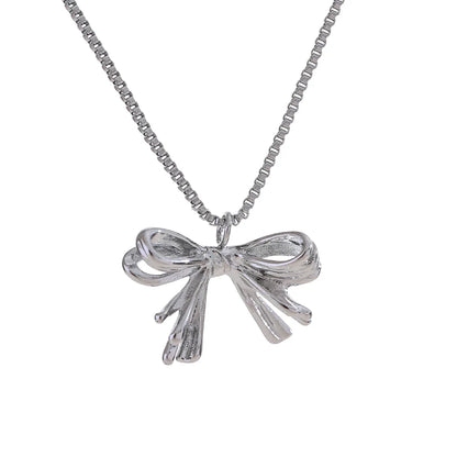 18K Gold Bow Knot Pendant Necklace