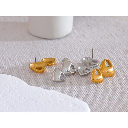 Gold heart earrings