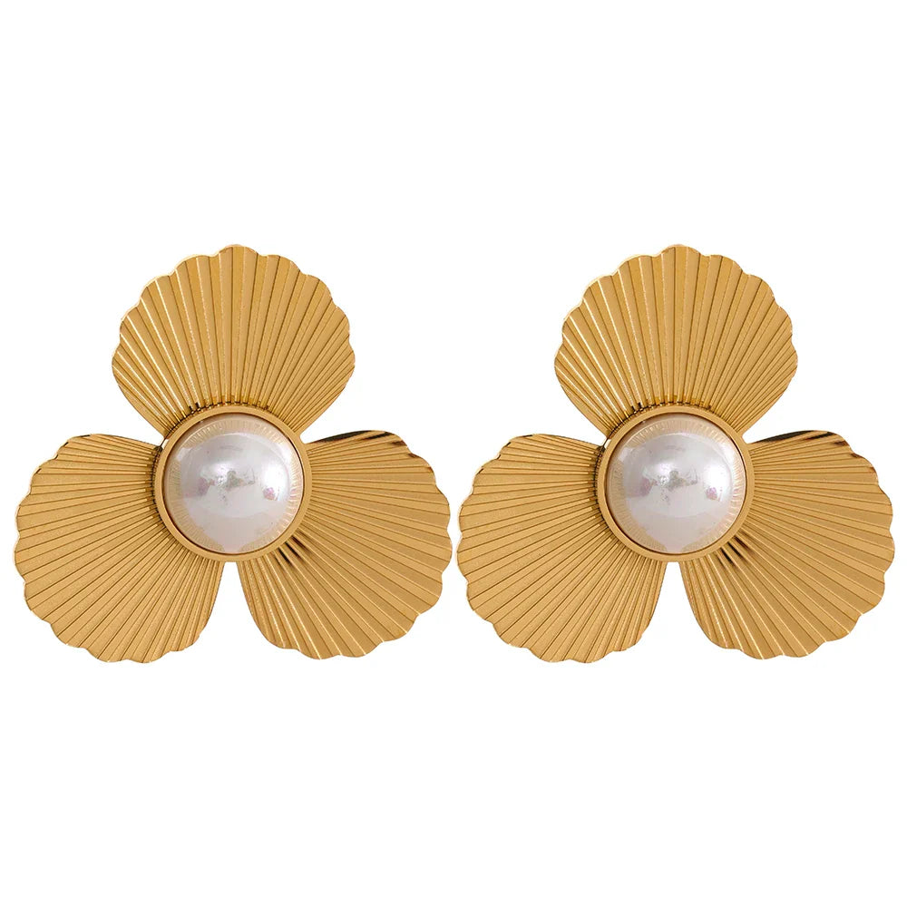Pearl Fan Stud Earrings