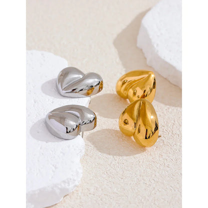 heart earrings