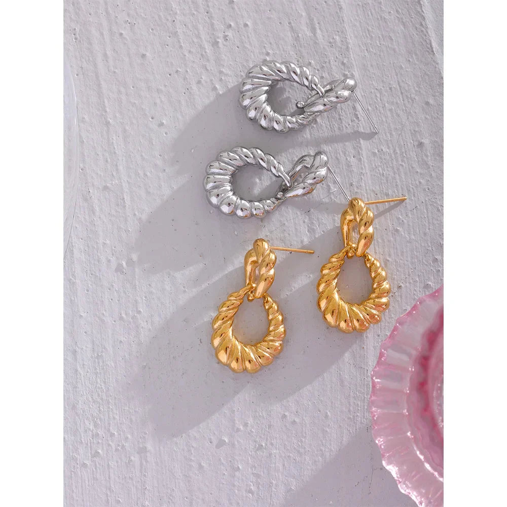 Textured gold hoop earrings