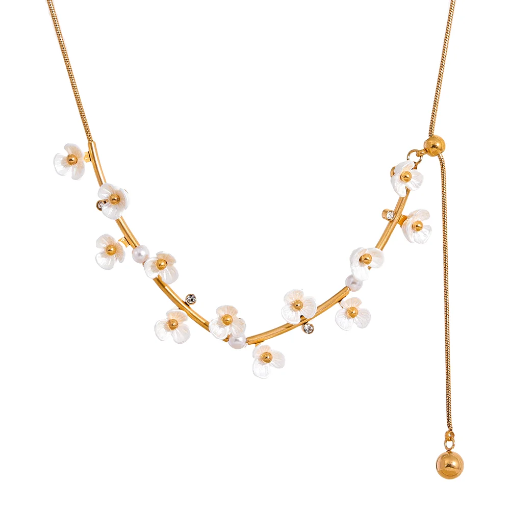 Mother of Pearl Flower Necklace