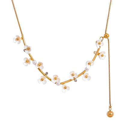 Mother of Pearl Flower Necklace