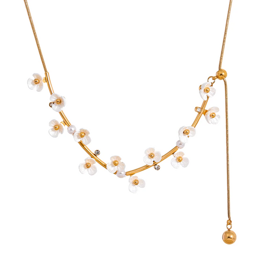 Mother of Pearl Flower Necklace