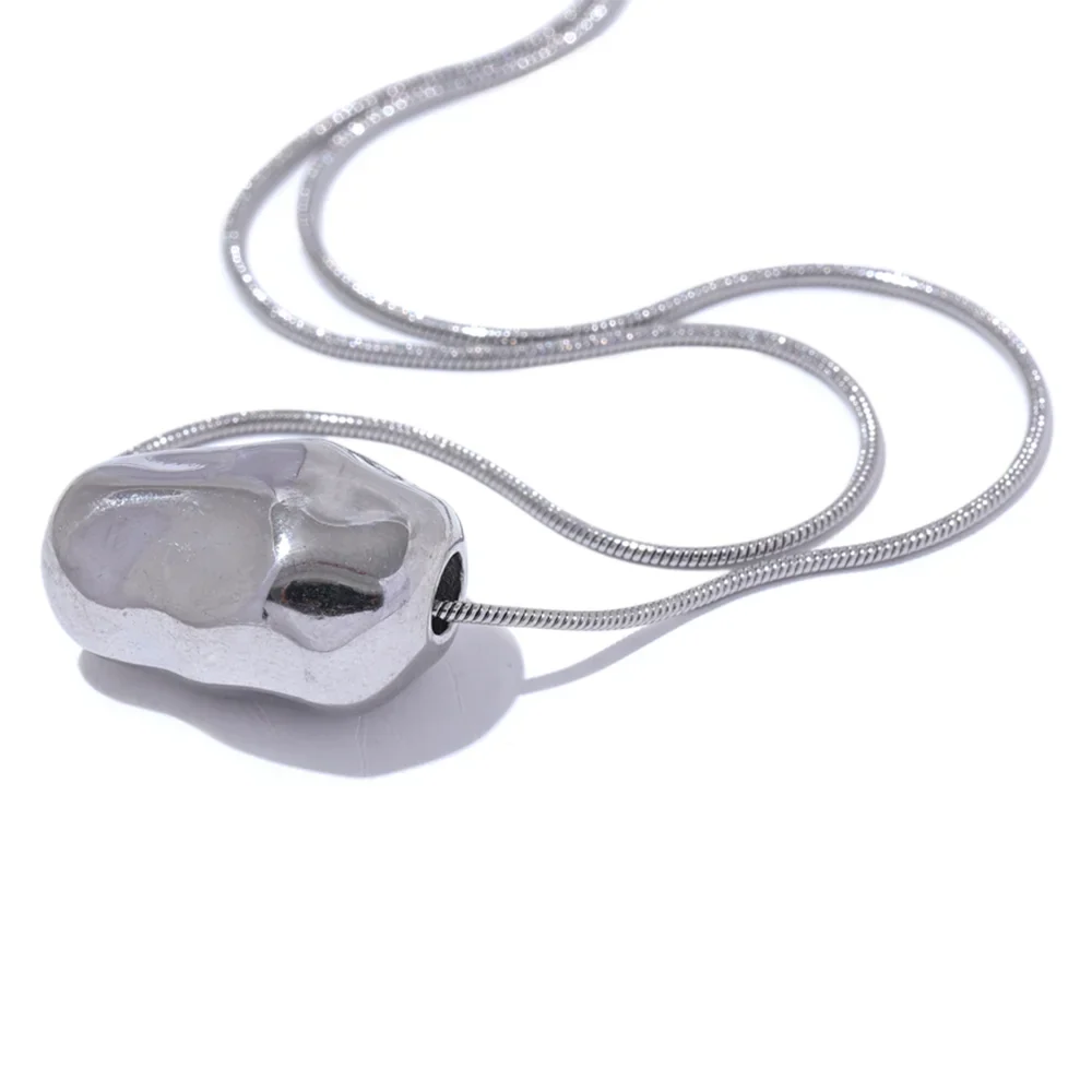 Geometric Statement Necklace