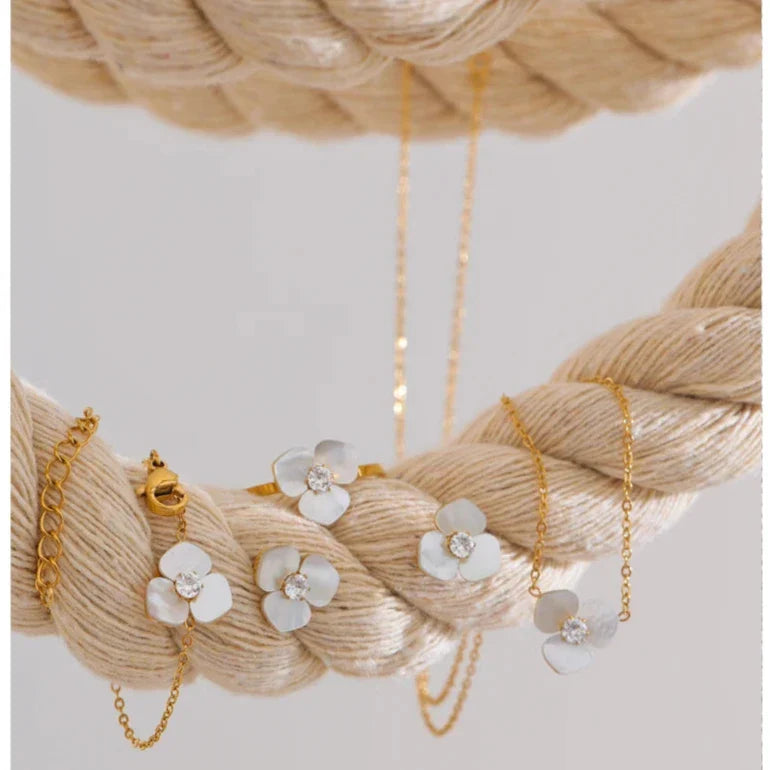 Flower Pendant