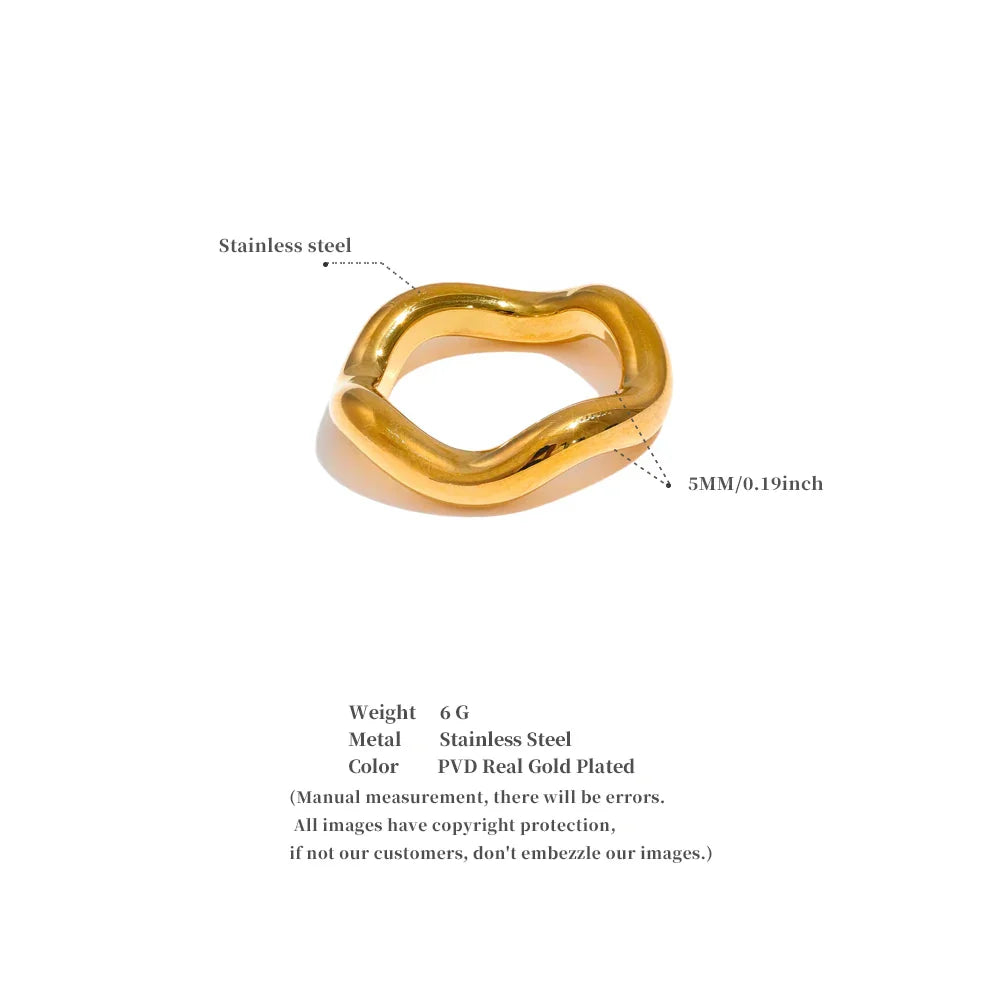 Gold twist ring