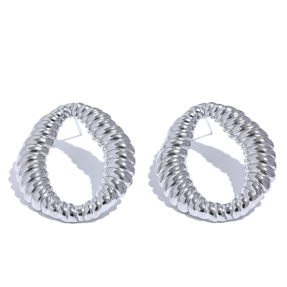 Oval Hollow Stud Earrings