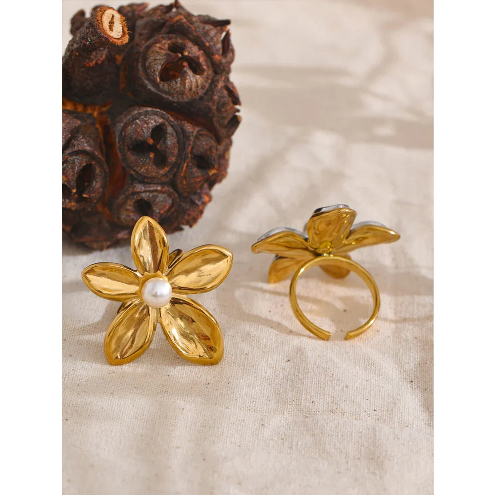 Silver Flower Ring