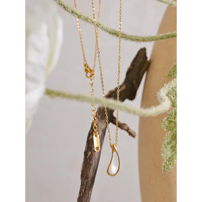 Teardrop Gold Necklace