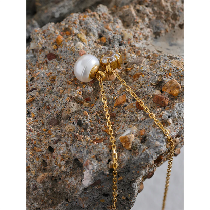 Pearl Pendant Necklace